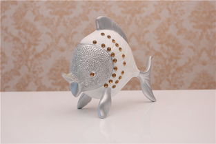 流光溢彩的永恒之美 樹脂工藝品探微